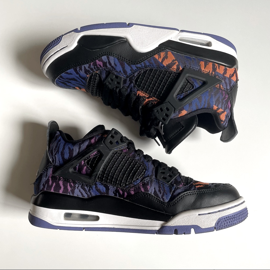 Jordan 4 Retro Black Rush Violet 6y